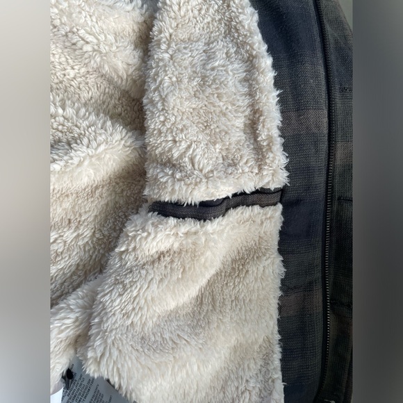 Levis Cotton Plaid Sherpa Lined Hoodie Jacket in Green Ombré, Size Small - Picture 11 of 14